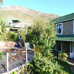 Poplar Tree Lodge